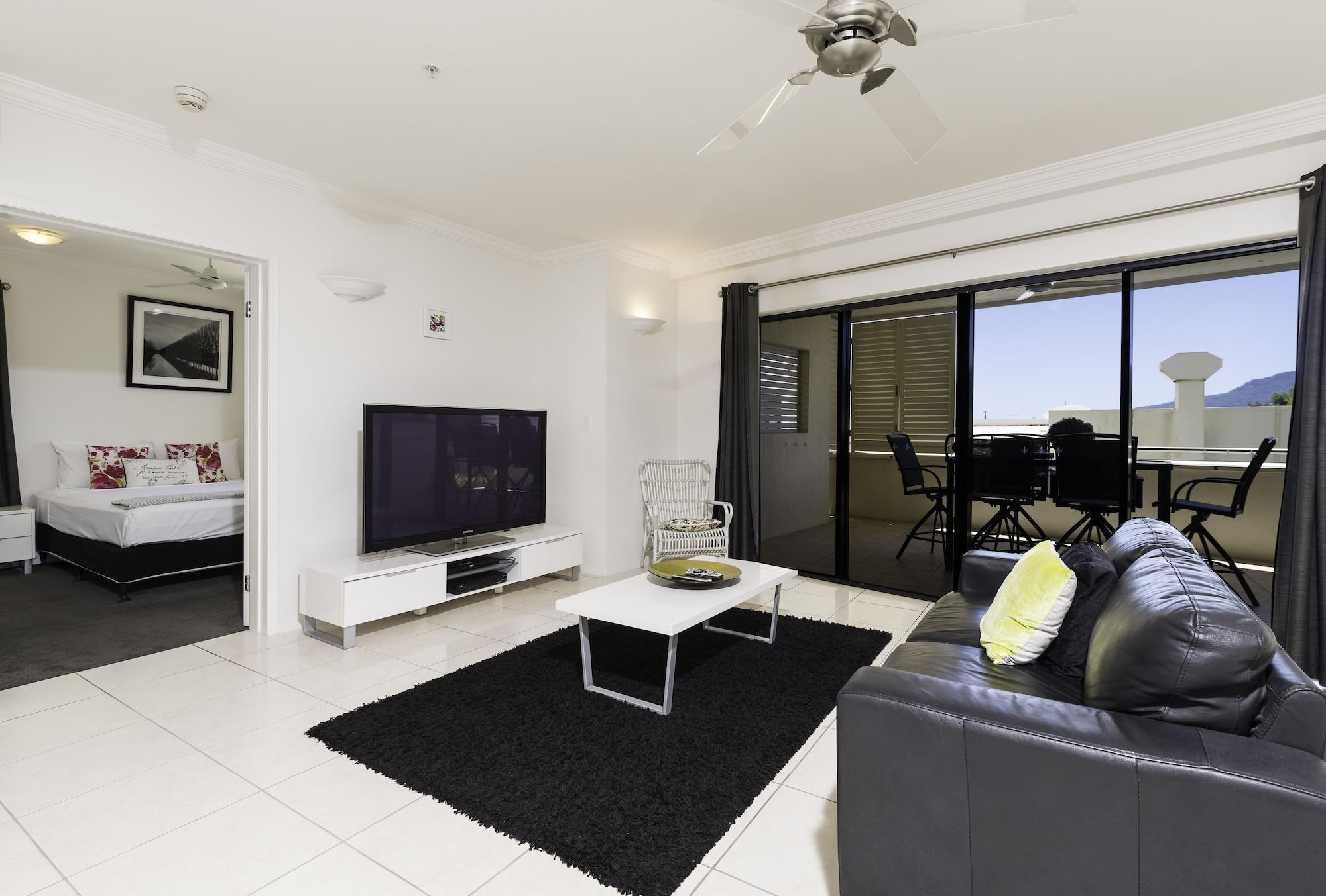 Jack And Newell Holiday Apartments Кернс Екстер'єр фото