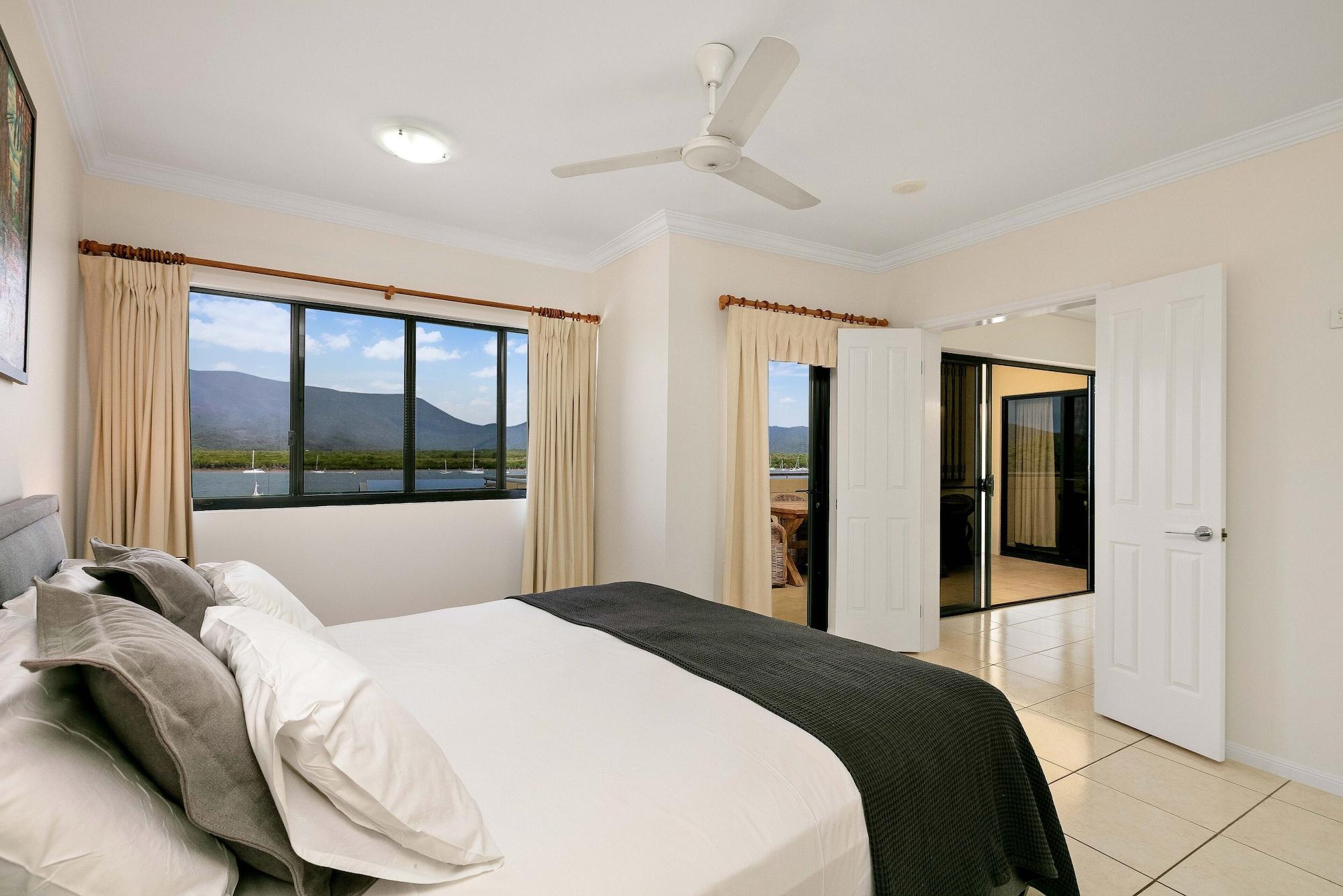 Jack And Newell Holiday Apartments Кернс Екстер'єр фото