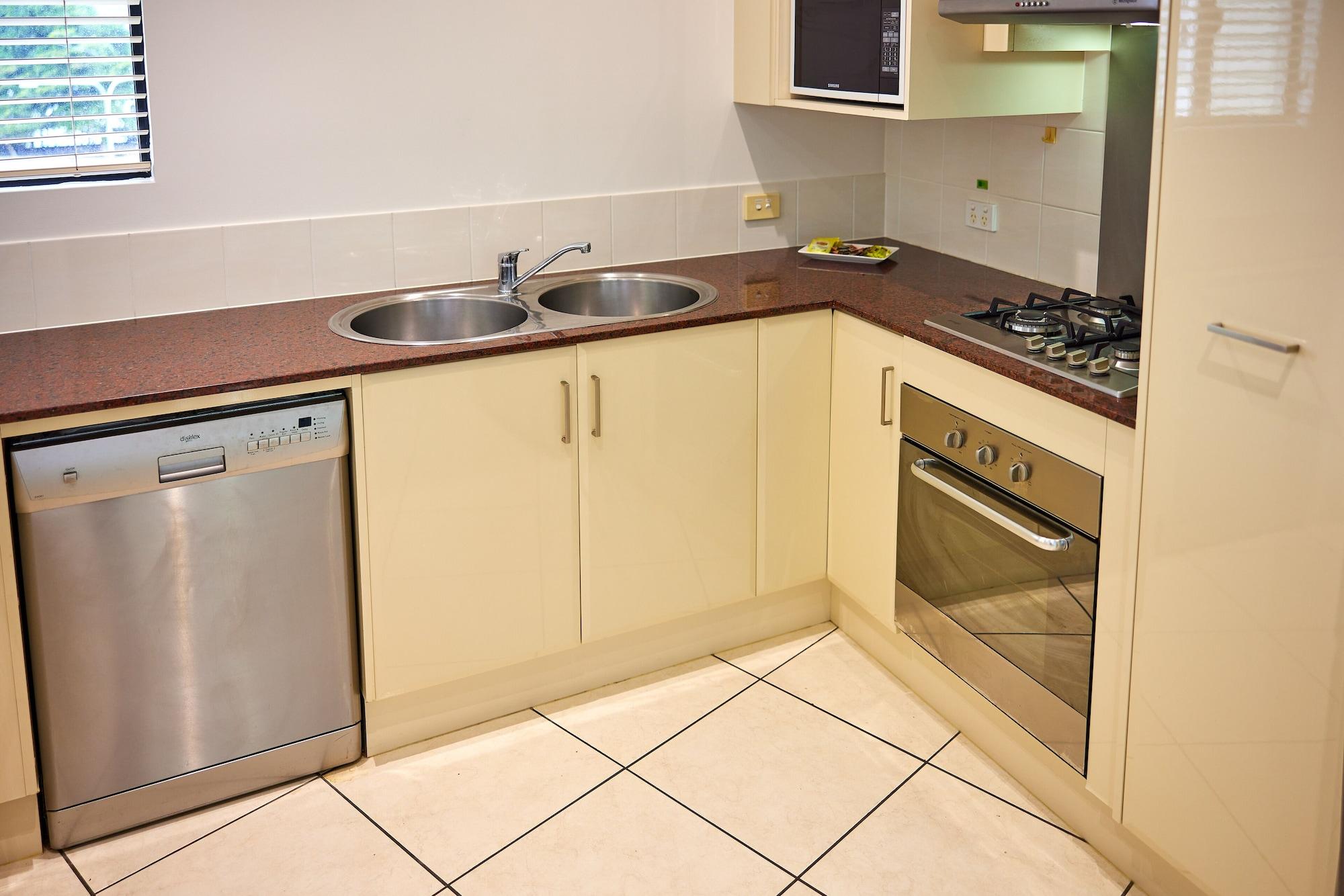 Jack And Newell Holiday Apartments Кернс Екстер'єр фото