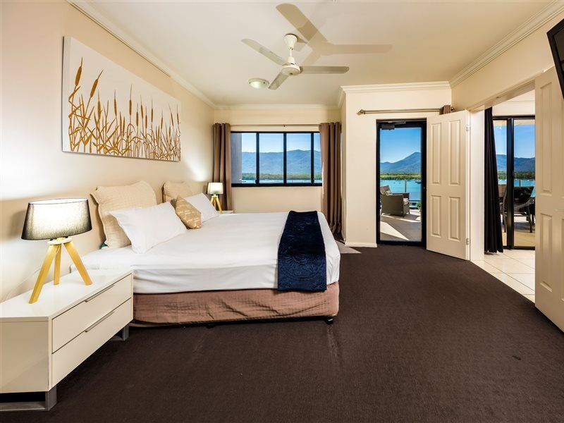 Jack And Newell Holiday Apartments Кернс Екстер'єр фото